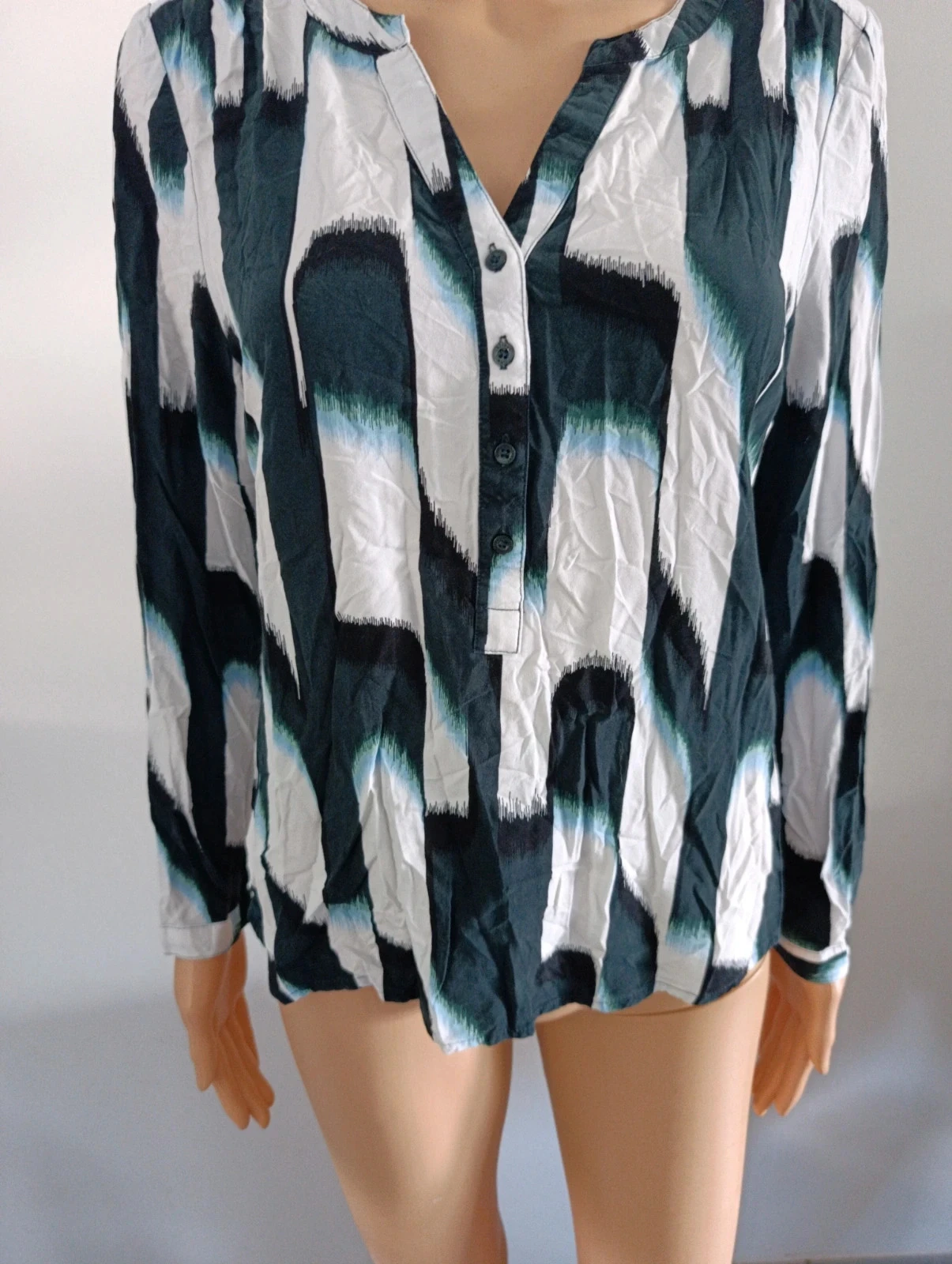 Street One women's blouse size 42 green white graphic print long sleeves flowy – photo 4